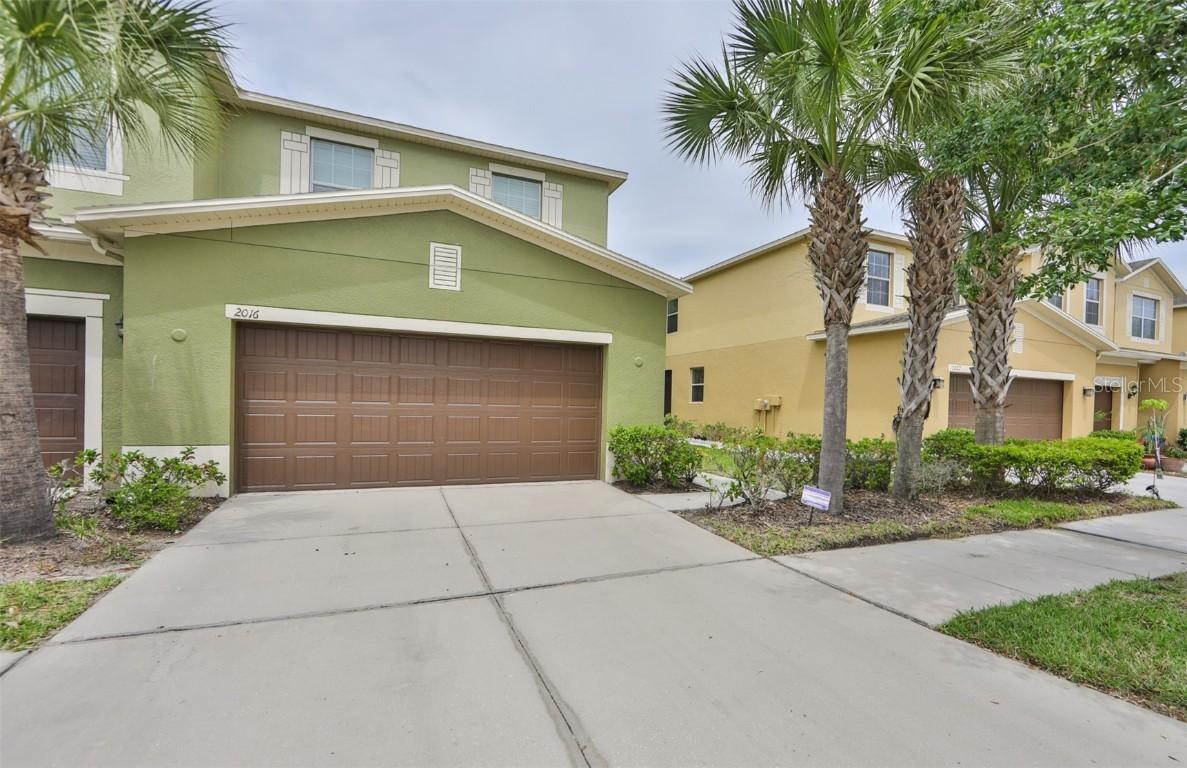 2016 Hawks View Dr., Ruskin, FL 33570