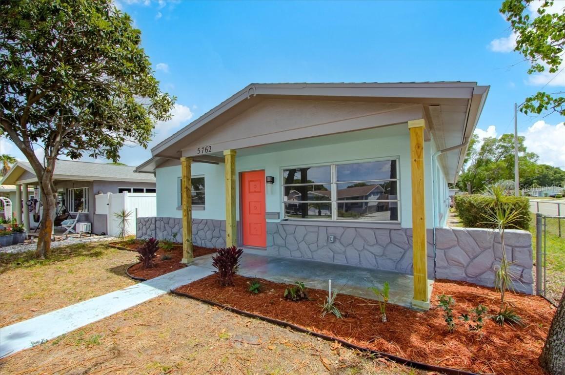 5762 17th Ave., St Petersburg, FL 33710
