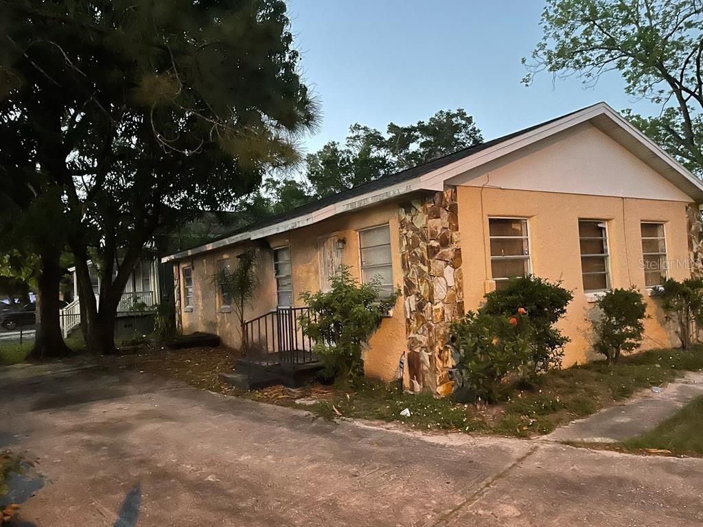 4401 N 39th St., Tampa, FL 33610