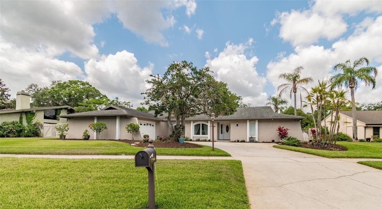 12604 Stillwater Terrace Dr., Tampa, FL 33618