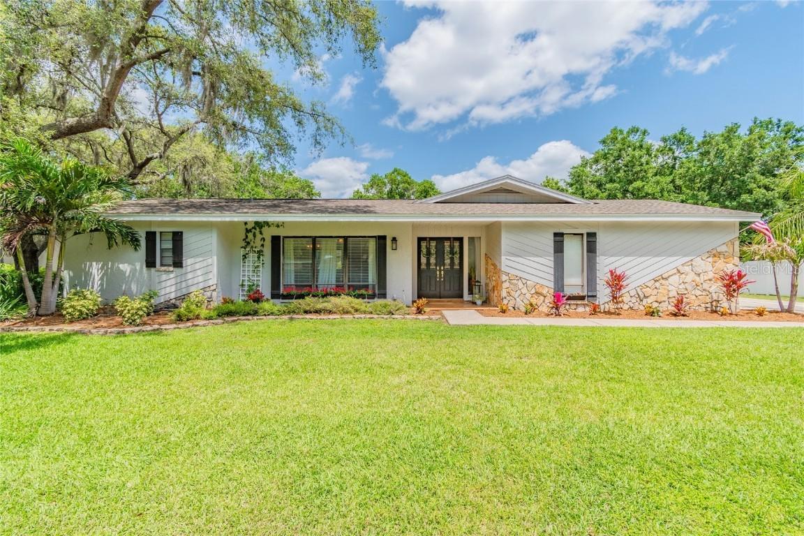 1203 Beacon Hill Dr., Tampa, FL 33613