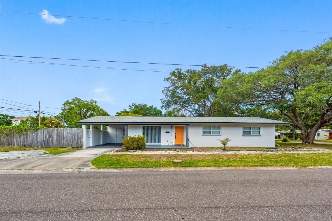 4315 Bay St., St Petersburg, FL 33703