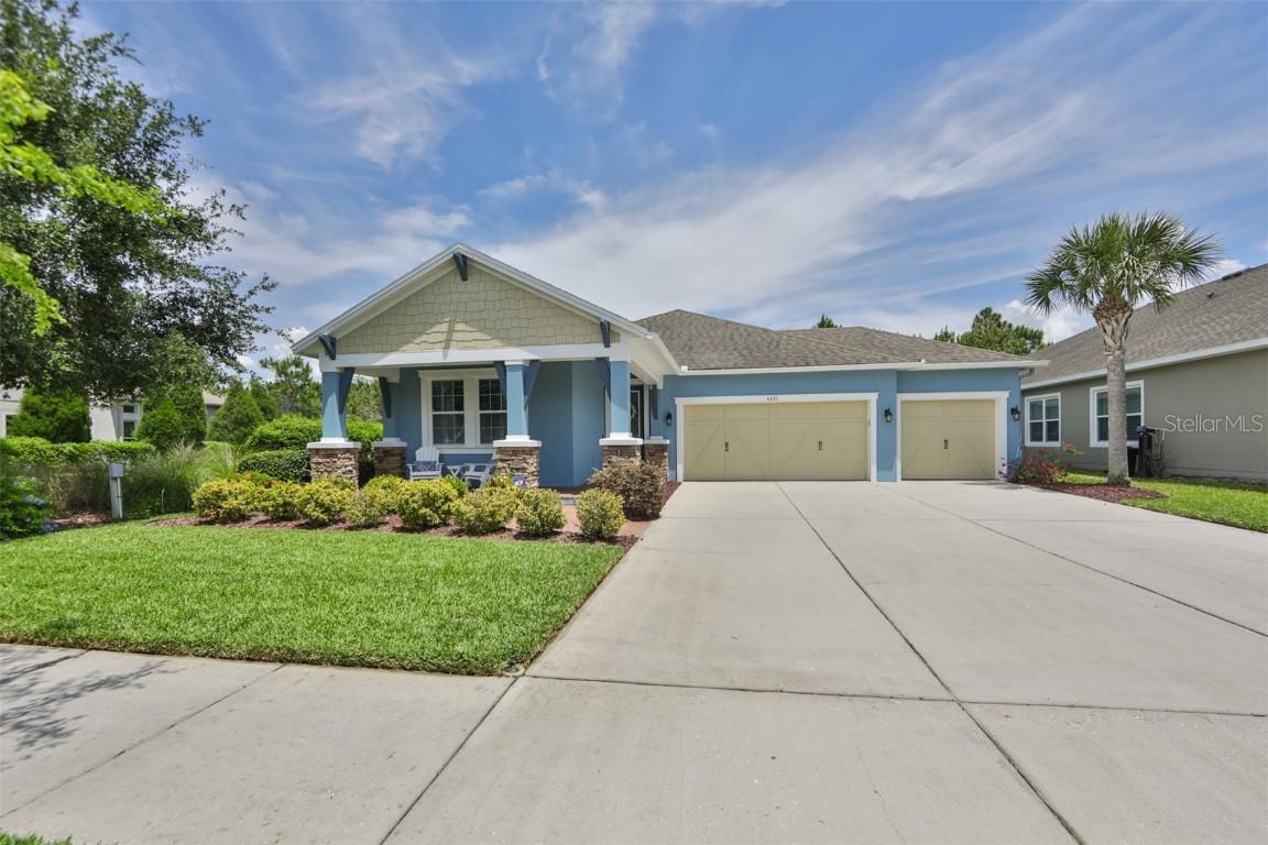 6631 Current Dr., Apollo Beach, FL 33572