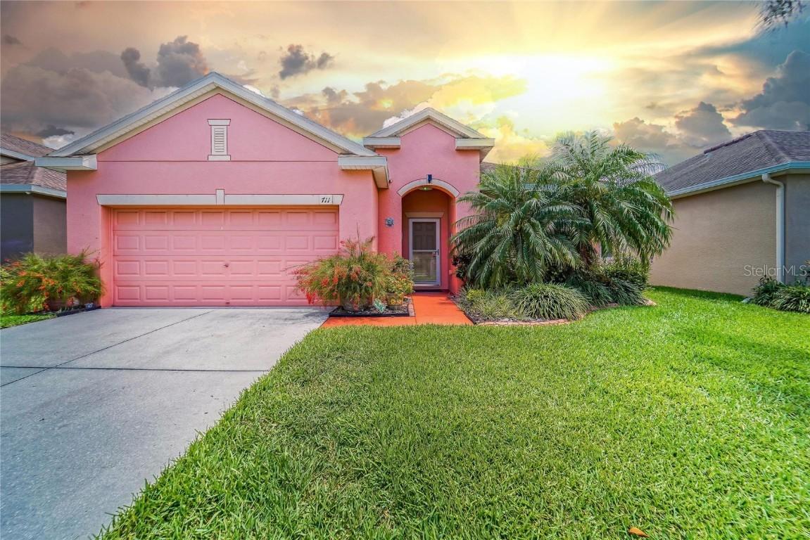 711 Fern Leaf Dr., Ruskin, FL 33570