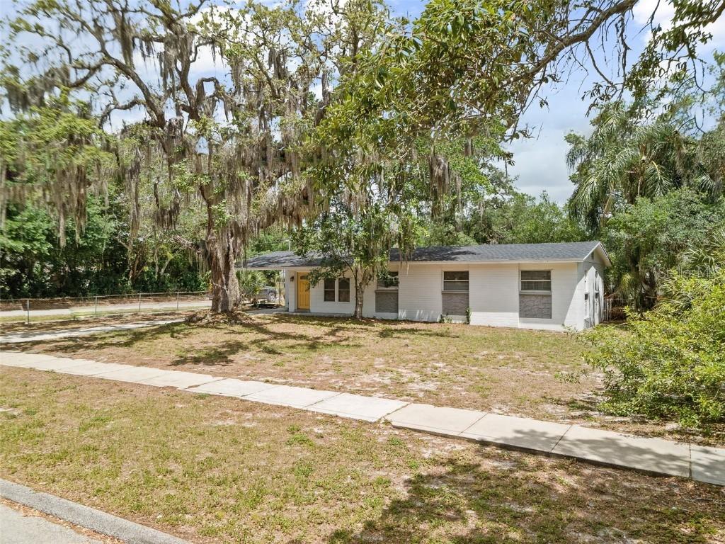 2227 W Ohio Ave., Tampa, FL 33607