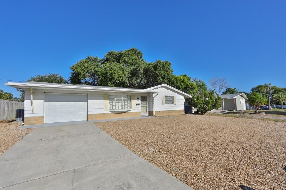 3643 Winder Dr., Holiday, FL 34691