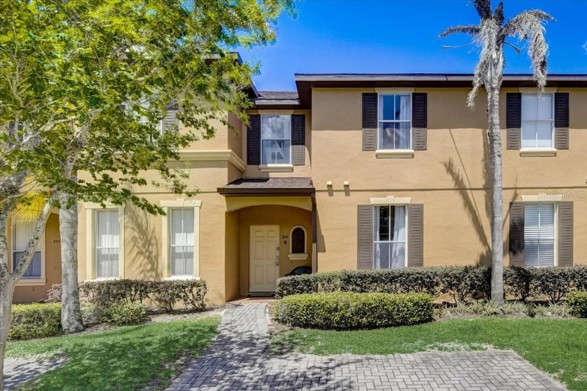 219 Miramar Ave., Davenport, FL 33897