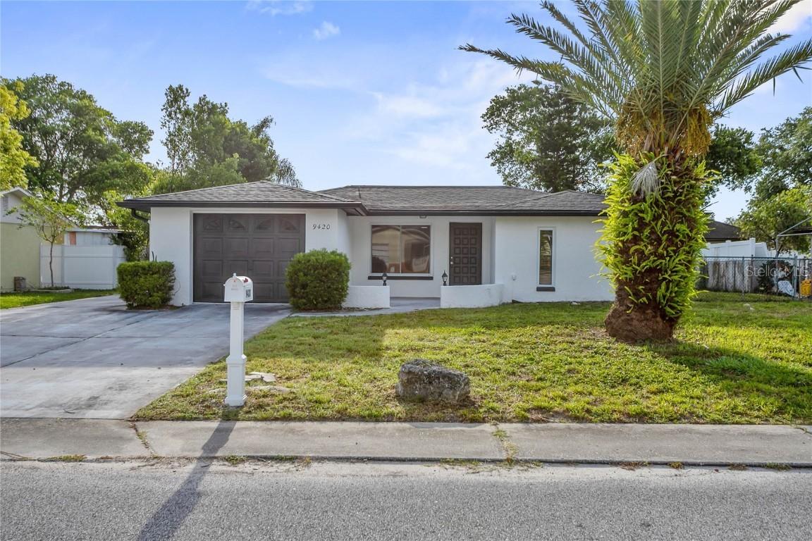 9420 Weeping Willow Ln., Port Richey, FL 34668