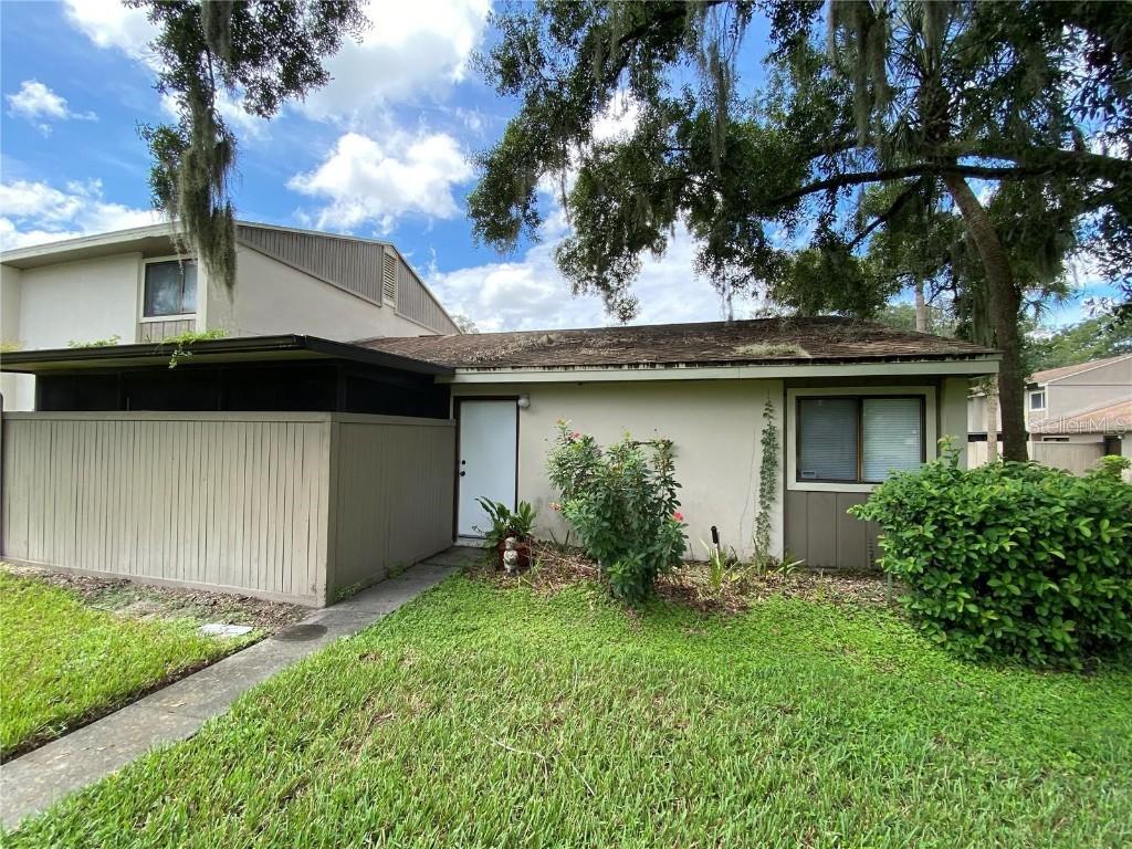 7902 Pine Dr., Temple Terrace, FL 33637