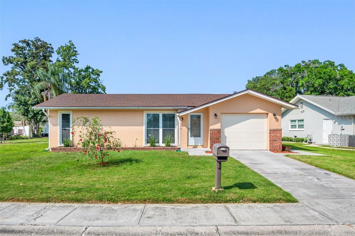 4579 Great Lakes Dr., Clearwater, FL 33762