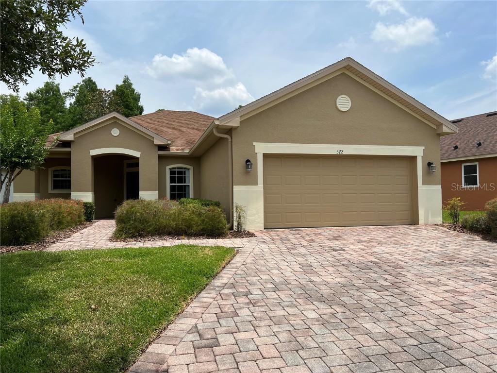 572 Genoa Dr., Kissimmee, FL 34759