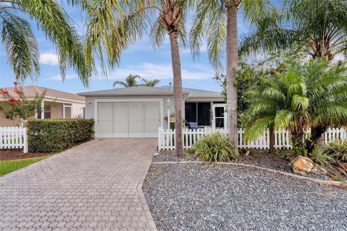 2719 Collington Dr., The Villages, FL 32162