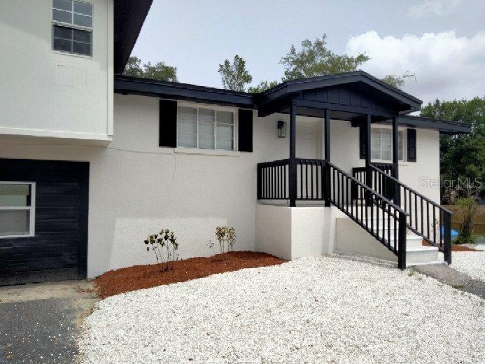9611 N 46th St., Tampa, FL 33617