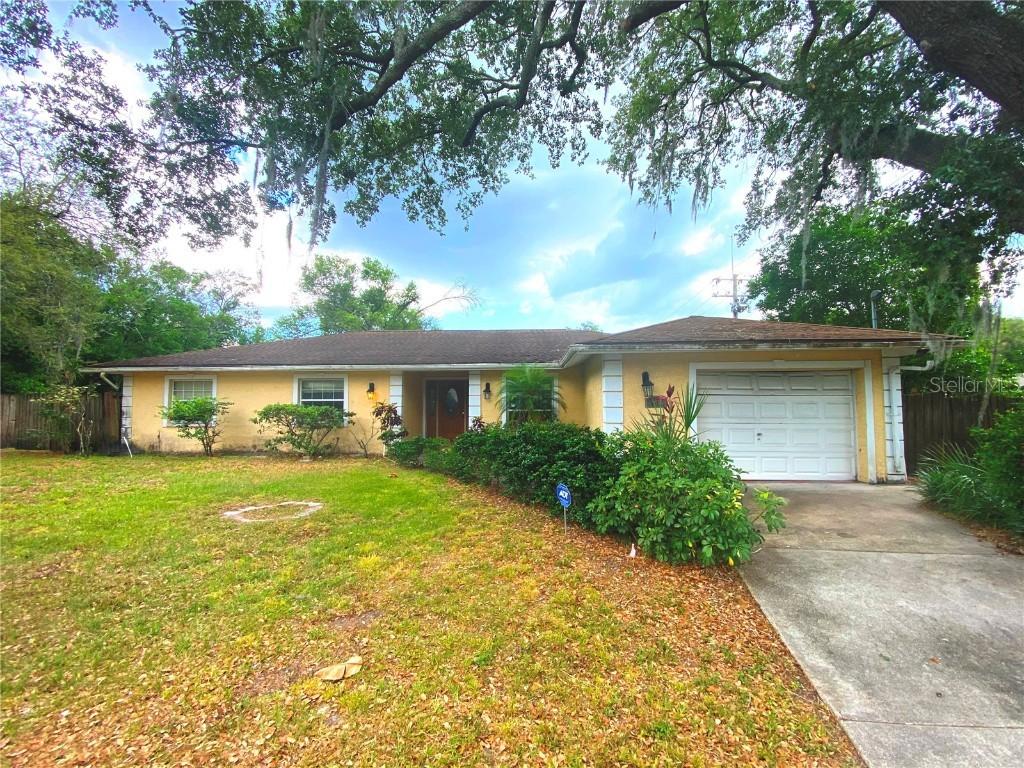 5137 Whiteway Dr., Temple Terrace, FL 33617