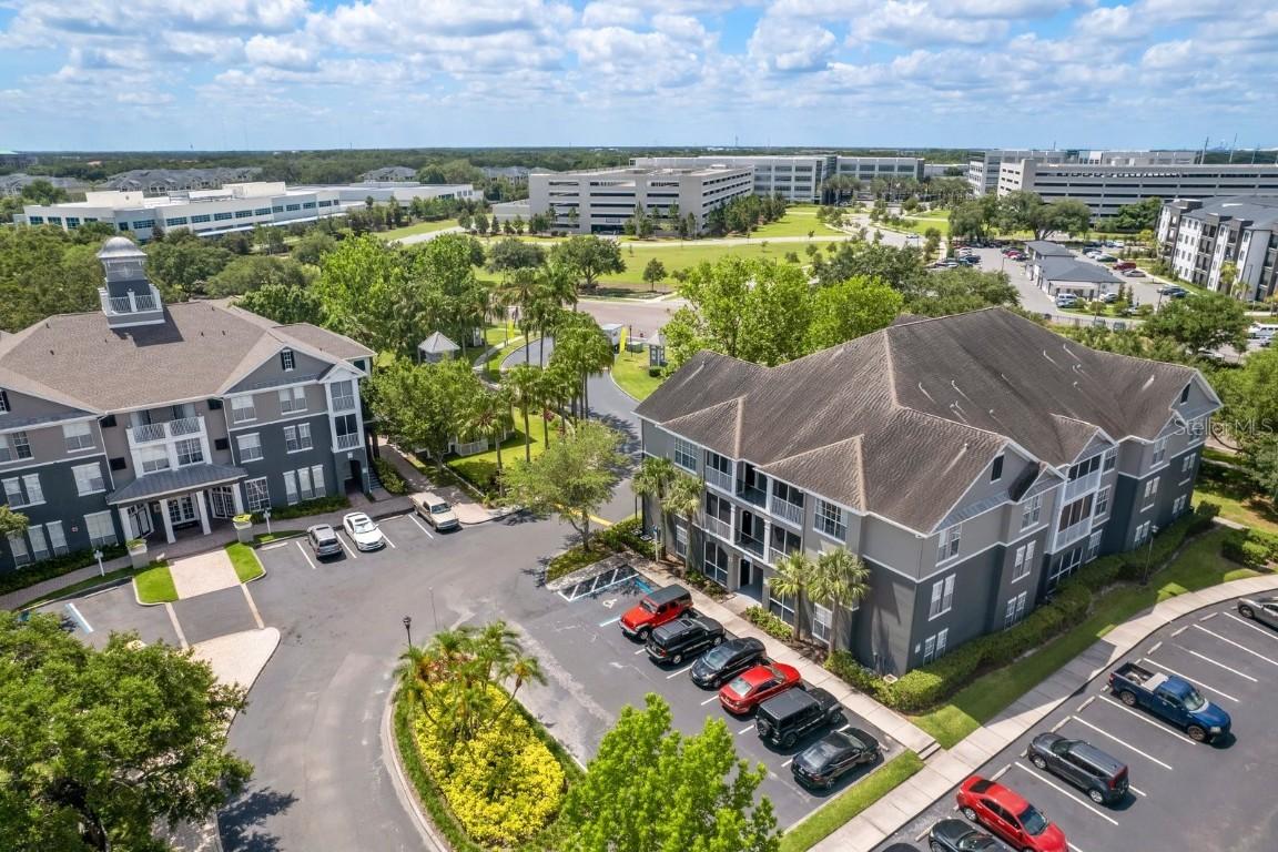 9405 Crescent Loop Cir. #203, Tampa, FL 33619