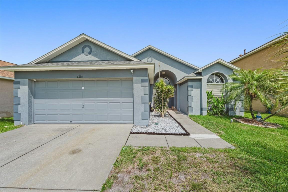 4836 Woodmere Rd., Land o' Lakes, FL 34639