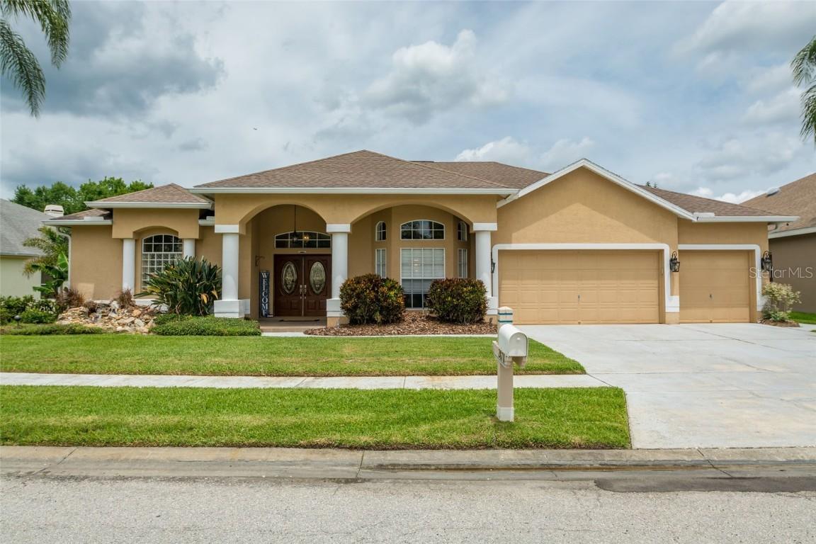 28711 Hanging Moss Loop, Wesley Chapel, FL 33543