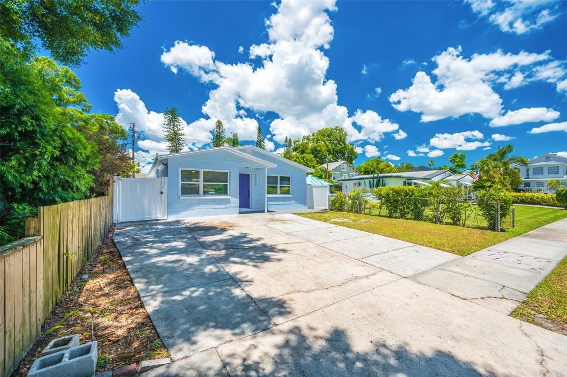 3066 8th St., St Petersburg, FL 33704