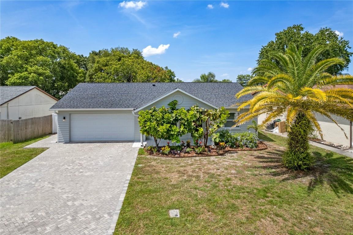 7900 Cayuga Dr., New Port Richey, FL 34653