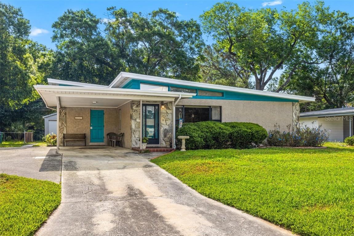 4907 N Mendenhall Dr., Tampa, FL 33603