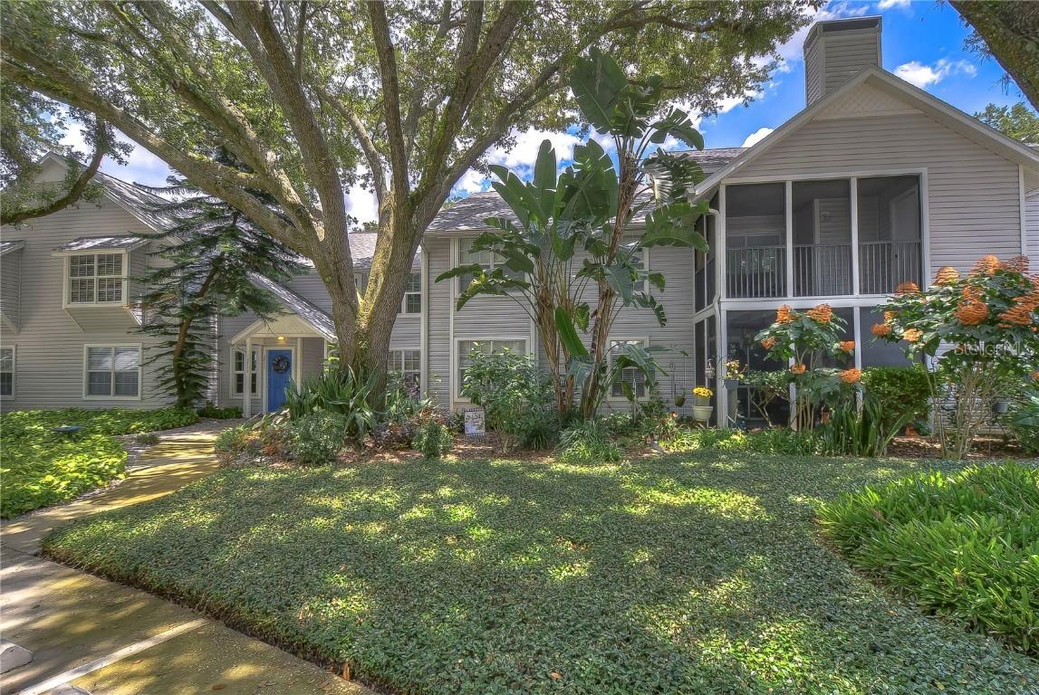 3209 Valley Oaks Dr., Tampa, FL 33618