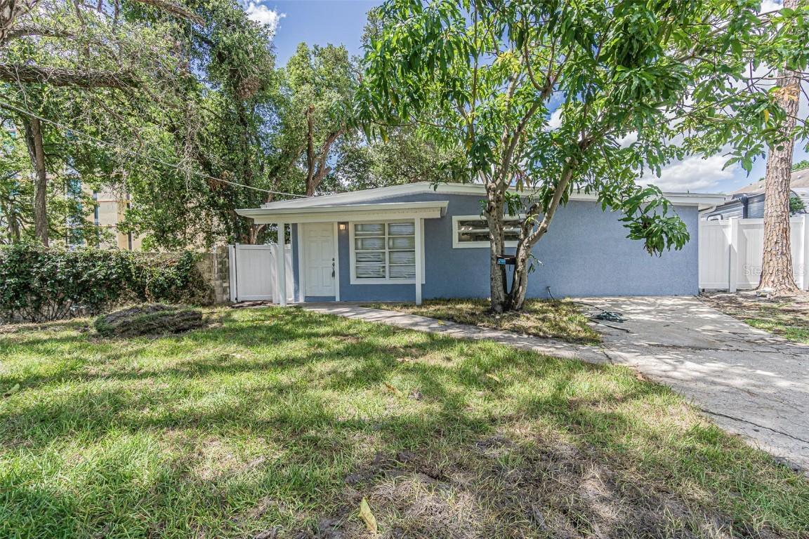 2903 W Saint John St., Tampa, FL 33607