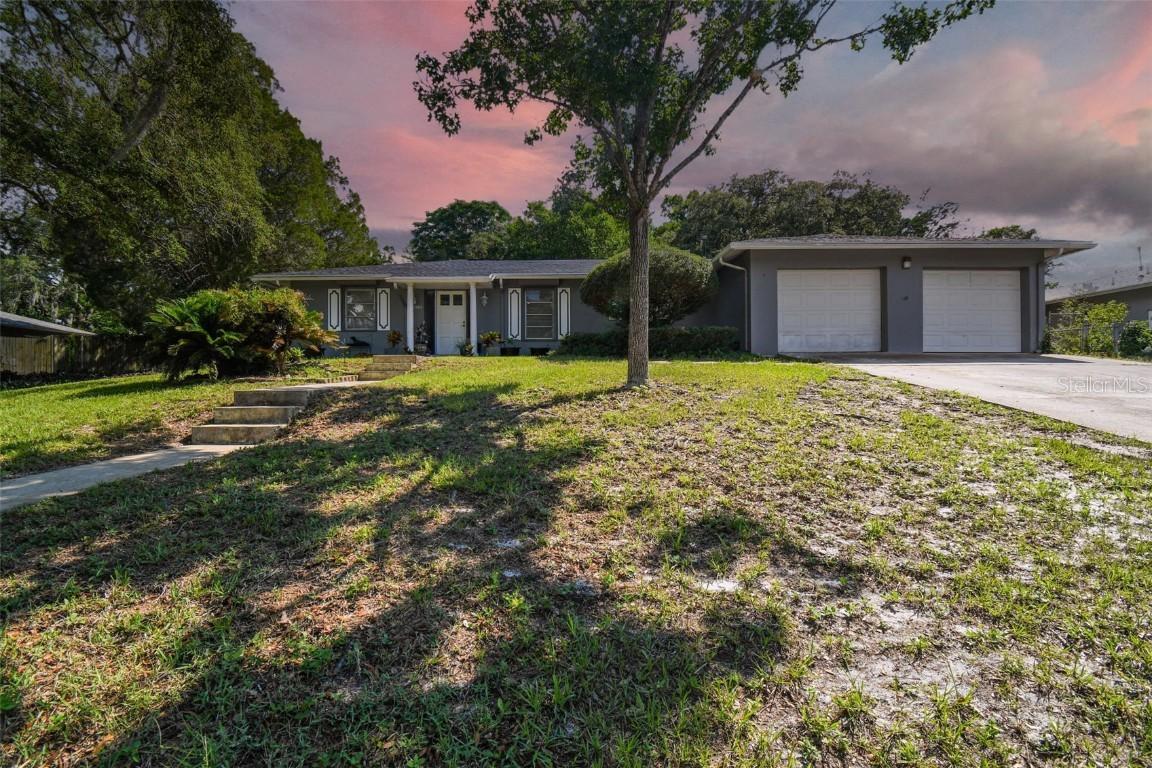 7362 Holiday Dr., Spring Hill, FL 34606