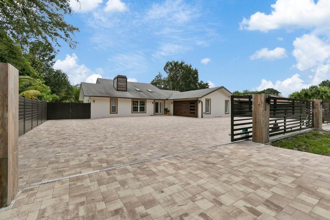 1803 N Euclid Ave., Sarasota, FL 34234