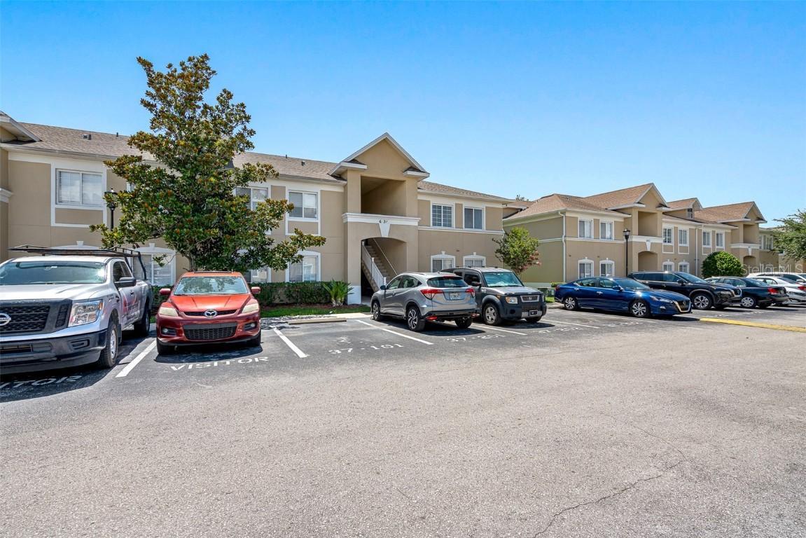 6437 Cypressdale Dr. #202, Riverview, FL 33578