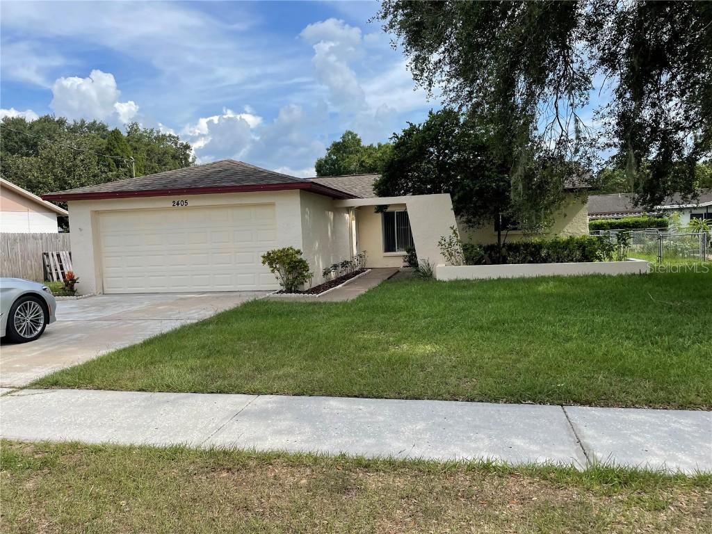2405 Washington Rd., Valrico, FL 33594