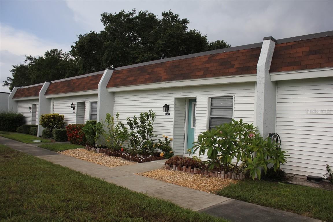 9127 Mission Oaks Blvd., Seminole, FL 33776