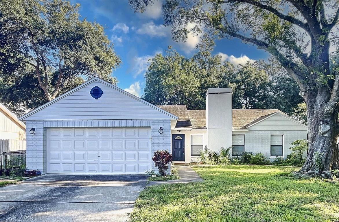 17906 Rivendel Rd., Lutz, FL 33549