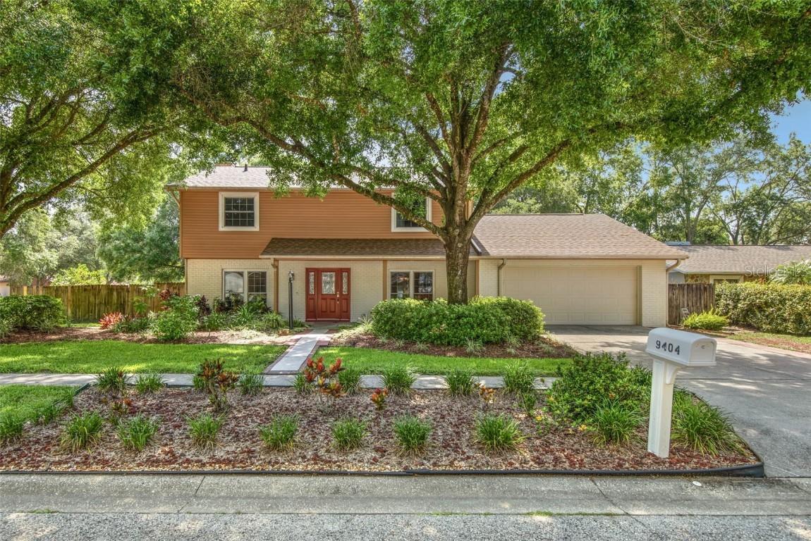 9404 Alanbrooke St., Temple Terrace, FL 33637