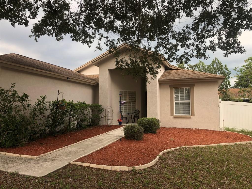 605 Lakemont Dr., Brandon, FL 33510