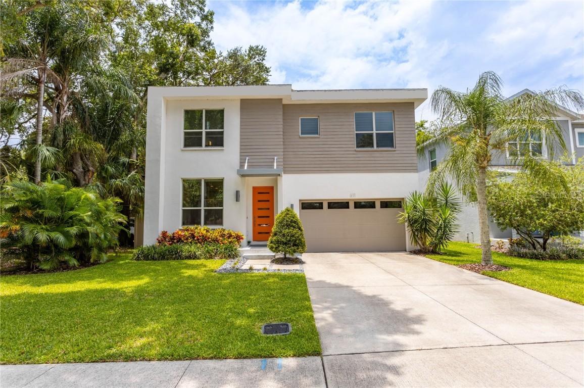 611 Clarendon St., Oldsmar, FL 34677