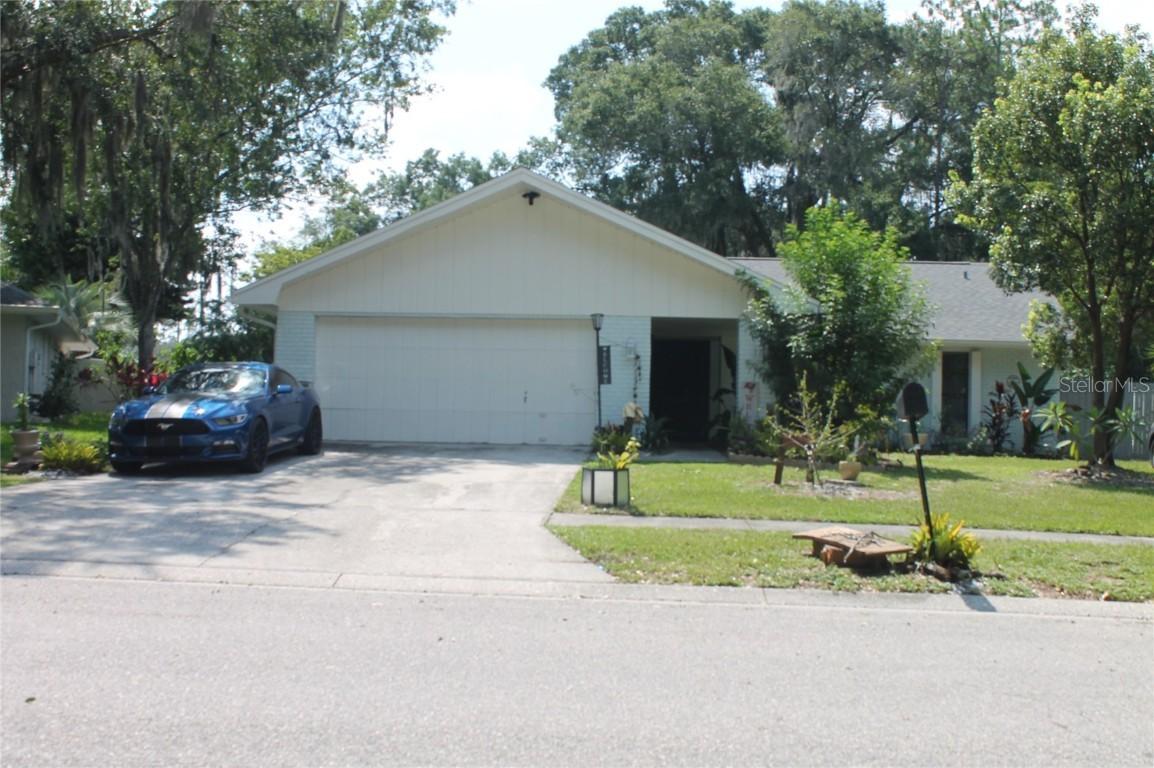 603 Green Cove Dr., Brandon, FL 33510