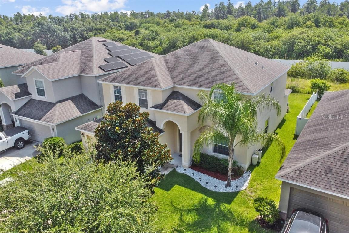 925 Meadow Glade Dr., Ruskin, FL 33570