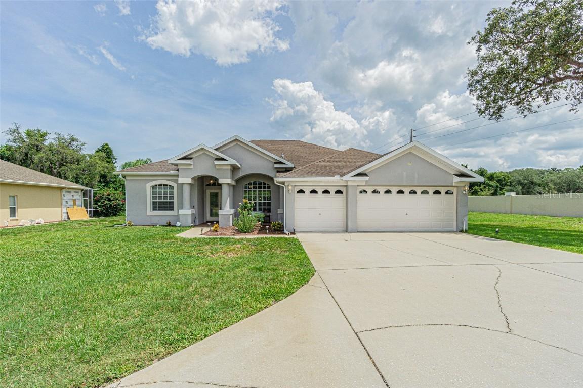 8937 Thoreau Pl., Hudson, FL 34667