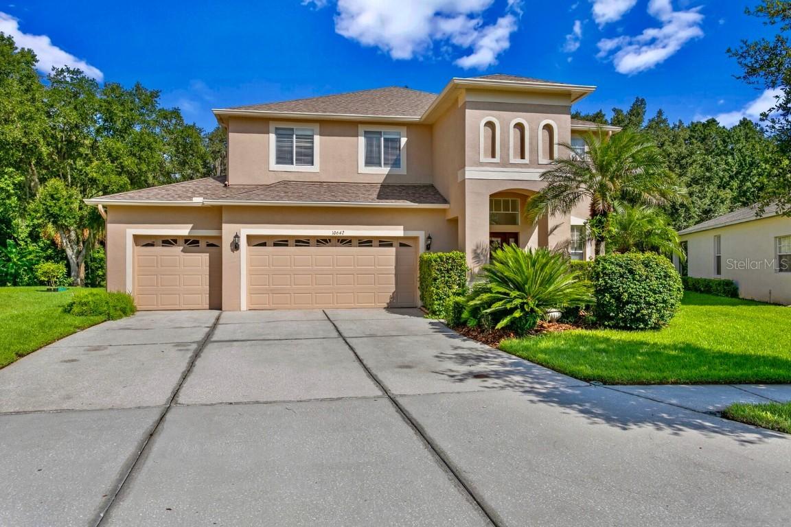 10642 Grand Riviere Dr., Tampa, FL 33647