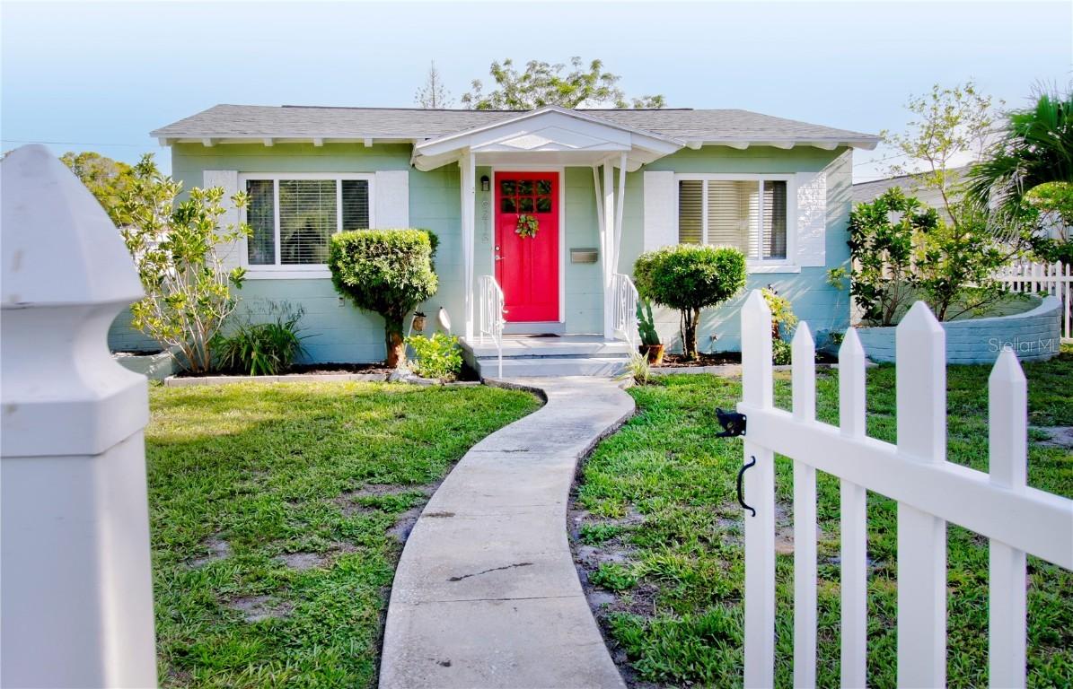 6216 Burlington Ave., St Petersburg, FL 33710