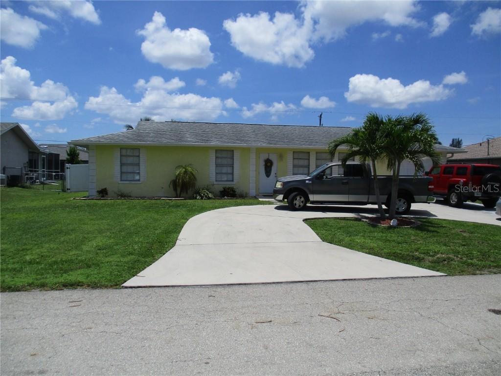 414 SE 22nd St., Cape Coral, FL 33990