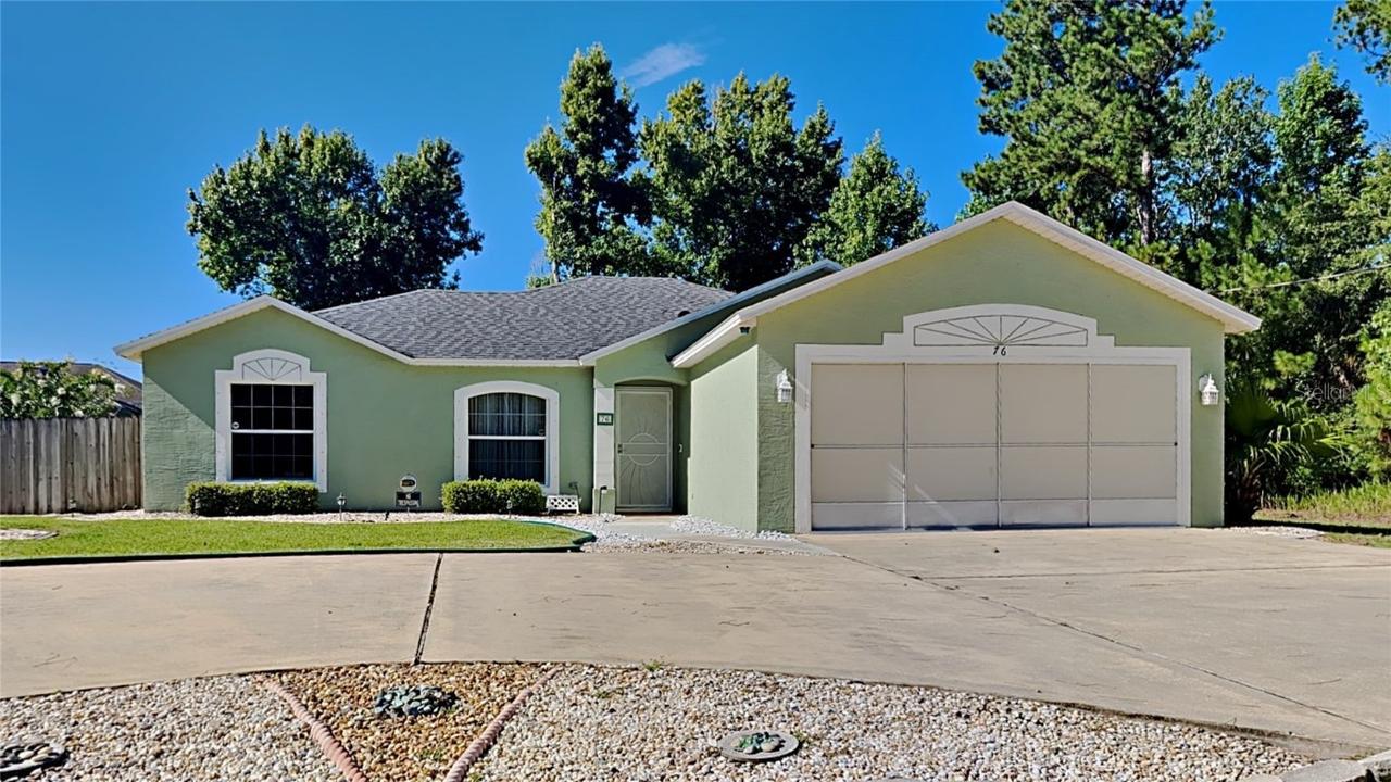 76 Woodside Dr., Palm Coast, FL 32164