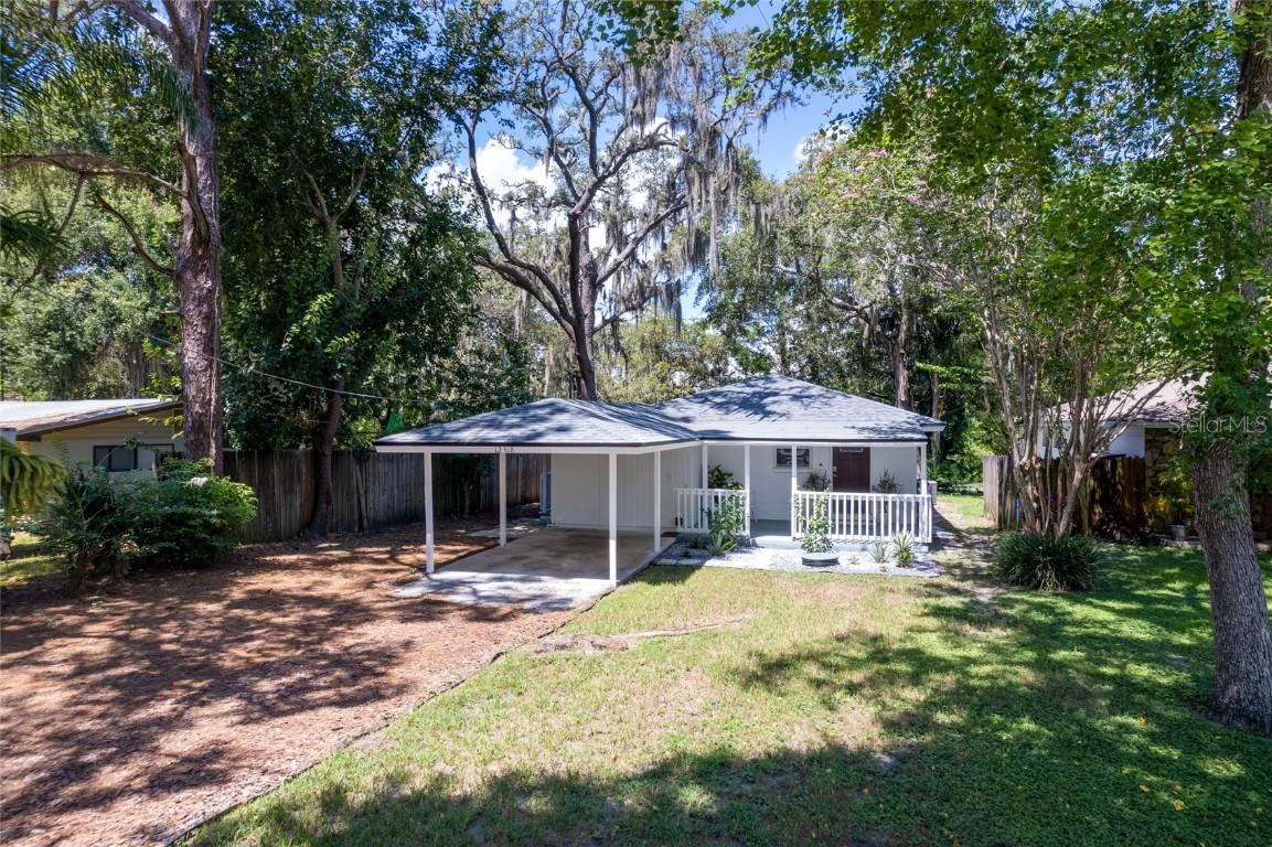 12318 Woodleigh Ave., Tampa, FL 33612