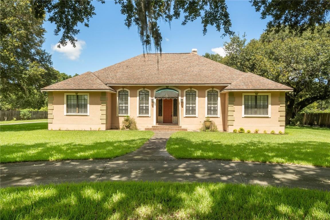 4509 Hawkins Rd., Plant City, FL 33567