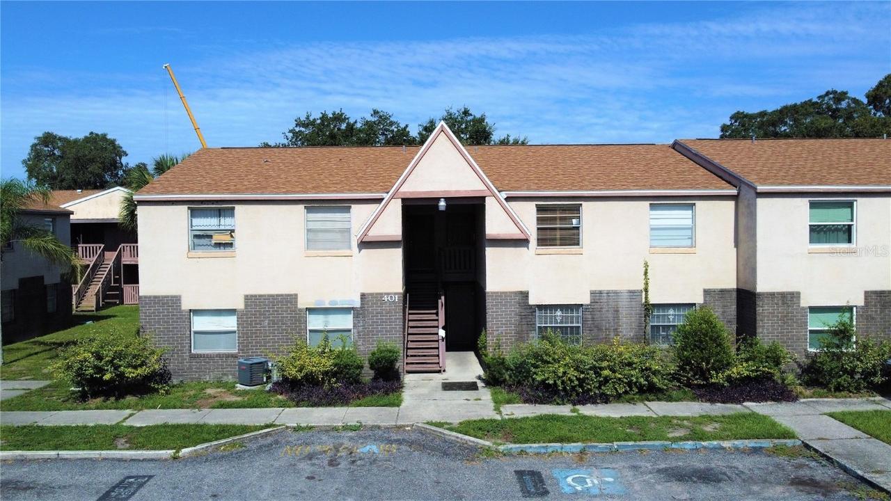 401 E Wimbleton Ct. #156, Tampa, FL 33604