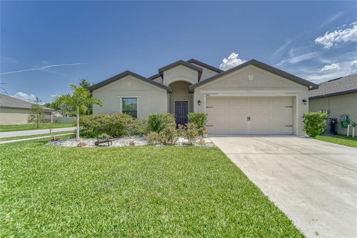 943 Wynnmere Walk Ave., Ruskin, FL 33570