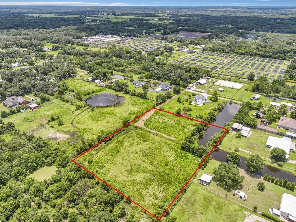 3804 Barton Country Trail Tr., Plant City, FL 33565