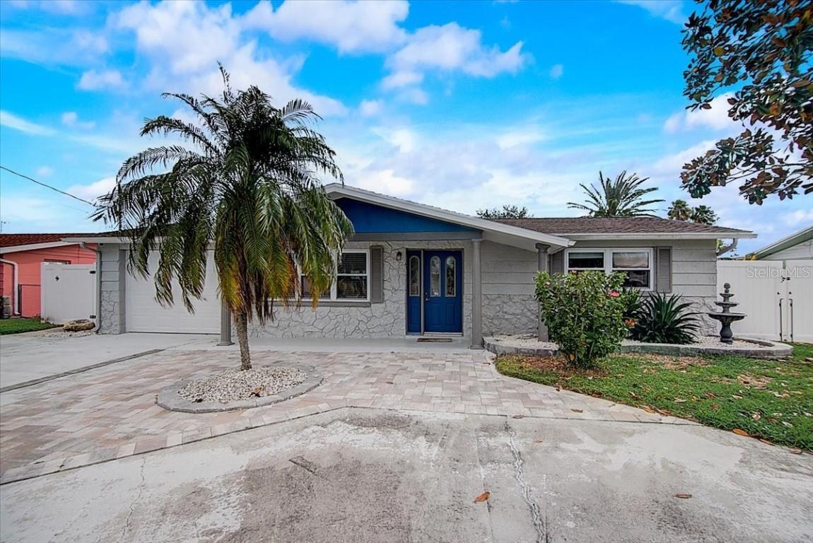 13526 Maria Dr., Hudson, FL 34667