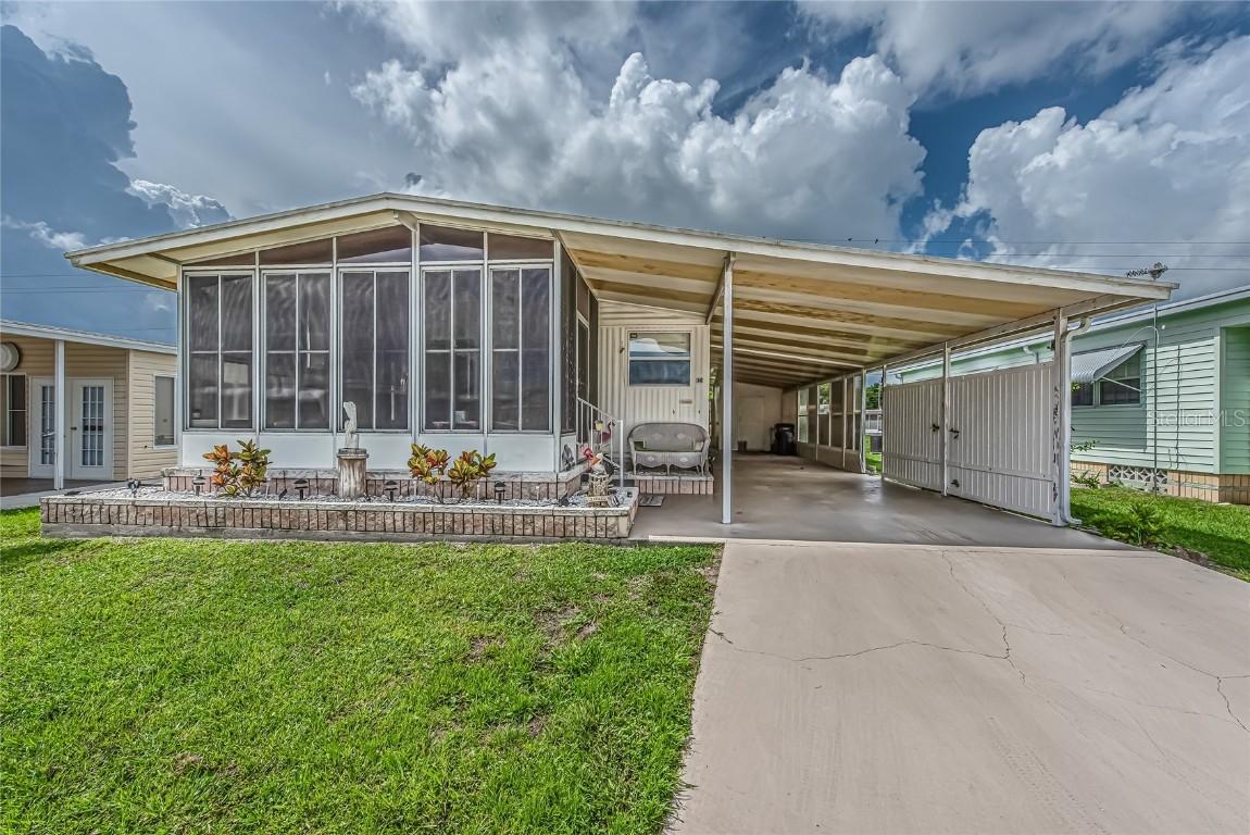 5619 Bayshore Rd. #125, Palmetto, FL 34221