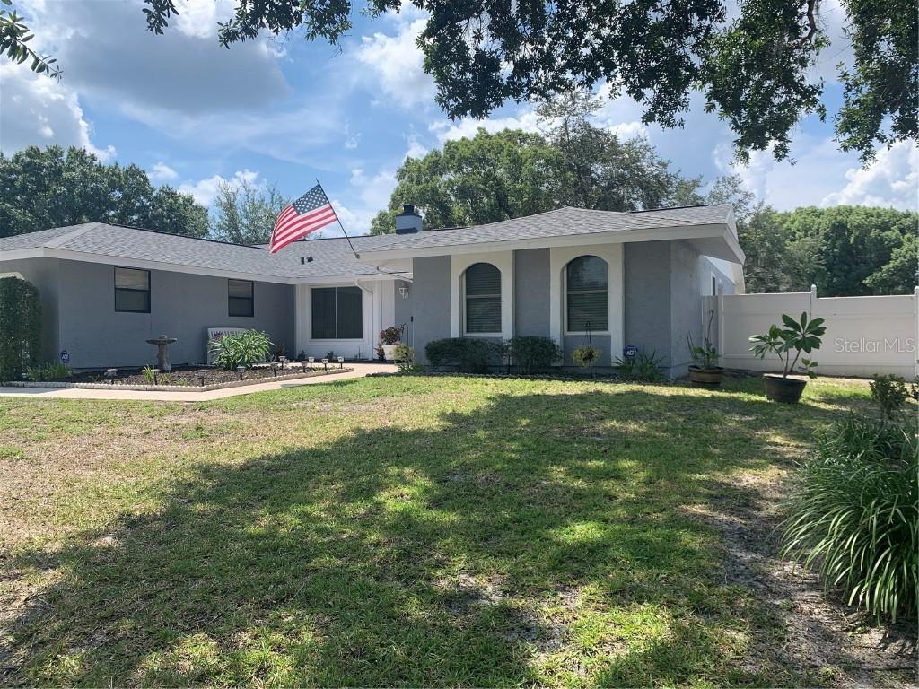 511 Cedar Grove Dr., Brandon, FL 33511